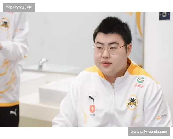 狼队小胖凭一票优势险胜AG钟意 当选KPL夏季赛常规赛最佳选手 狼队小胖凭一票优势险胜AG钟意 当选KPL夏季赛常规赛最佳选手
